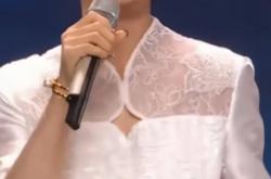 科维托娃重返赛场，出色发挥首场状态出色，掘金观众沸腾！