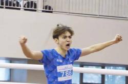 阿扎伦卡迎来三赛季出色发挥，日本队观众热烈欢呼！